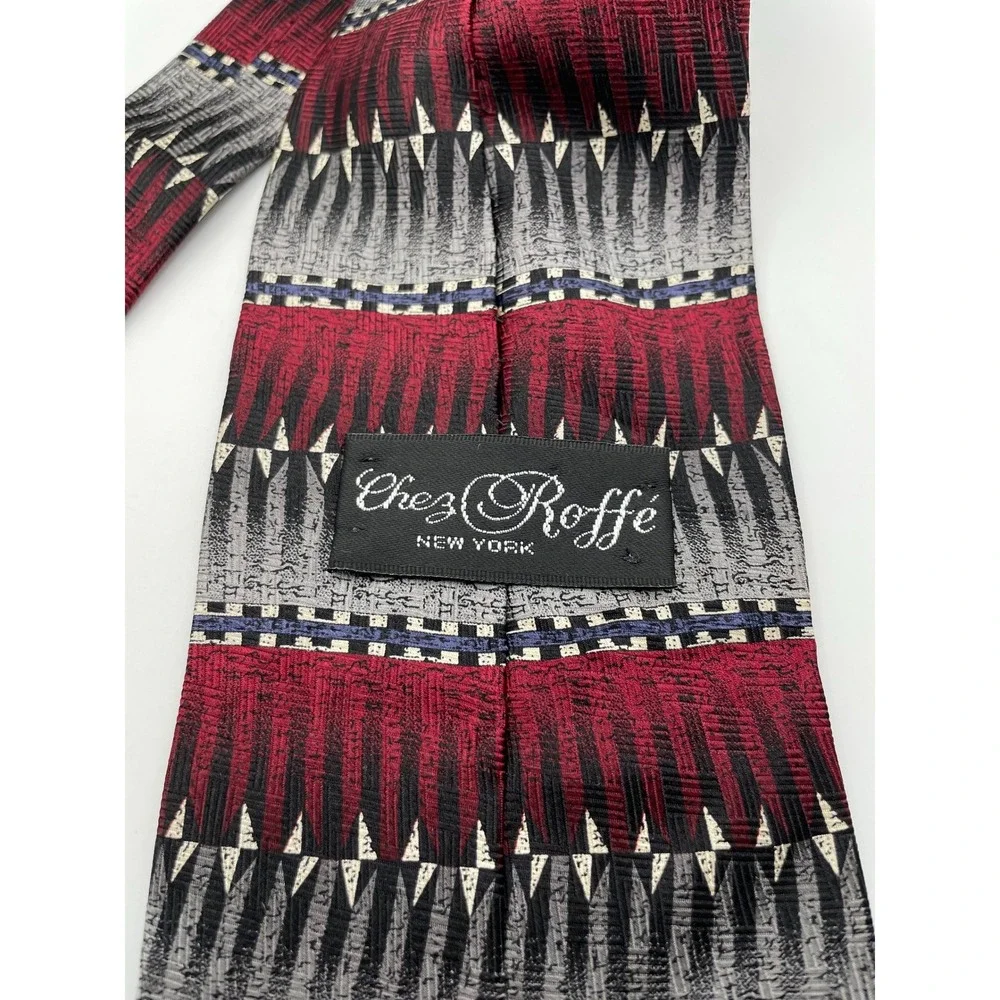 Chez Roffe New York Mens Silk Tie Red Grey Geometric Southwestern Pattern Retro